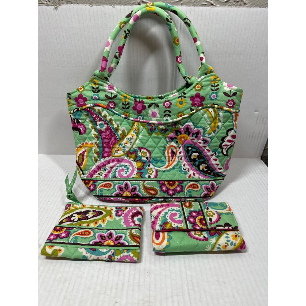 Vera Bradley Daisy Purse Tutti Frutti Pattern Small Handbag Coin‎ Purse & Wallet